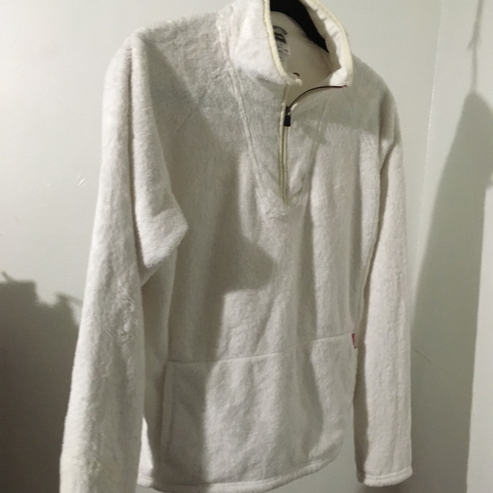 North Face white fleece pullover. Very clean